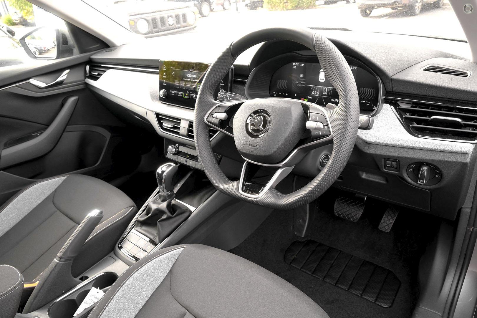 2026 SKODA Kamiq 85TSI Select — photo 5