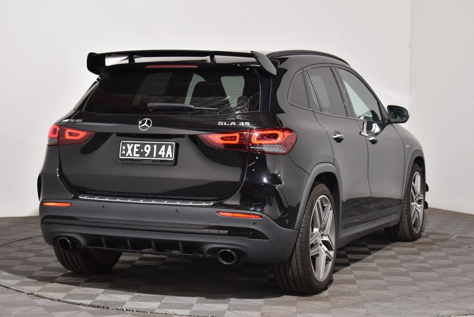2022 Mercedes-Benz GLA-Class GLA35 AMG — photo 14