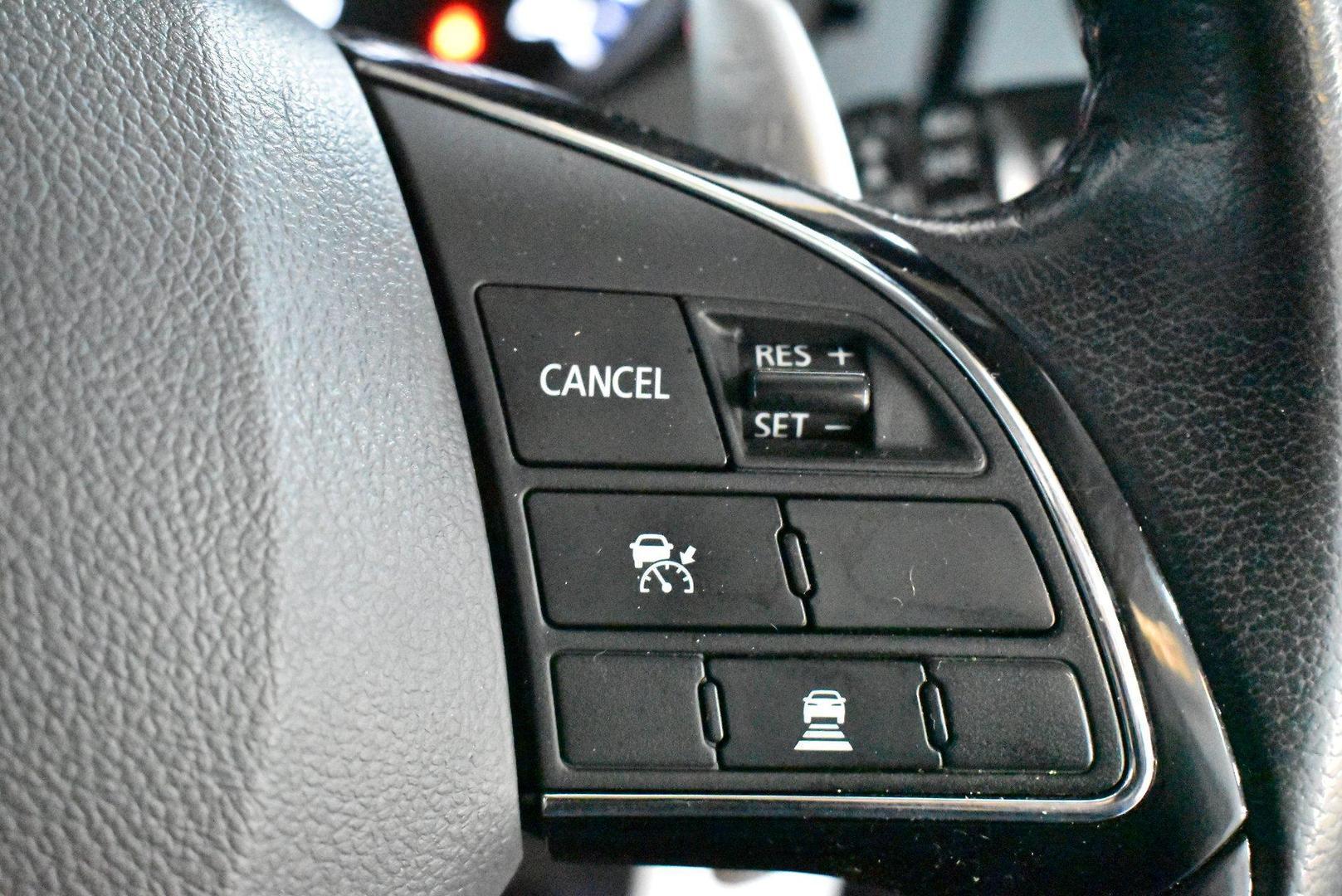 2017 Mitsubishi Outlander LS Safety Pack — photo 22