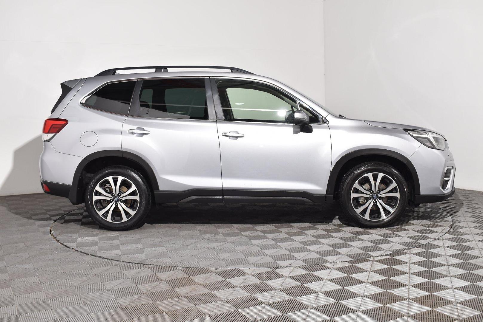 2021 Subaru Forester 25i Premium — photo 7