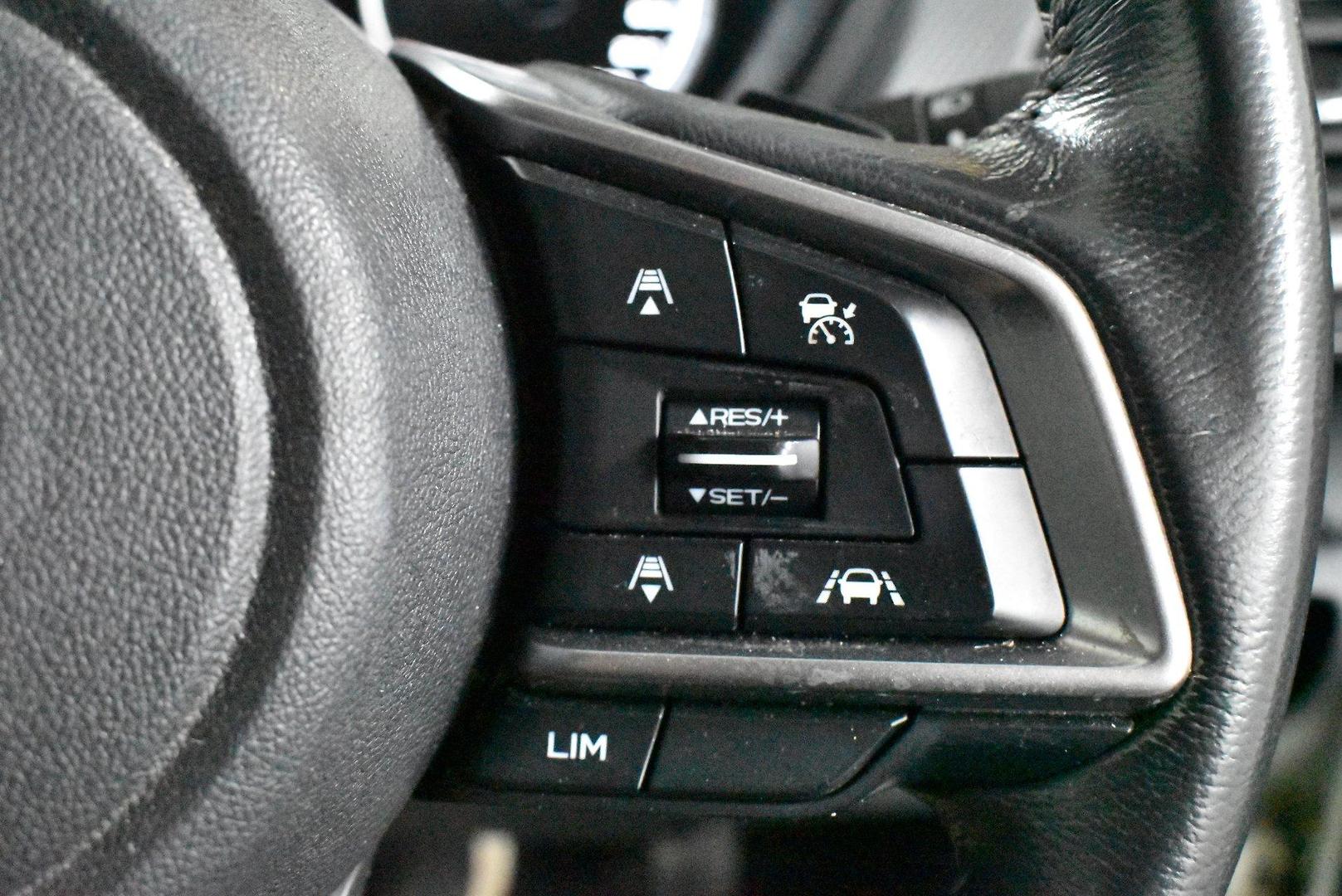 2020 Subaru Forester 25iL — photo 22