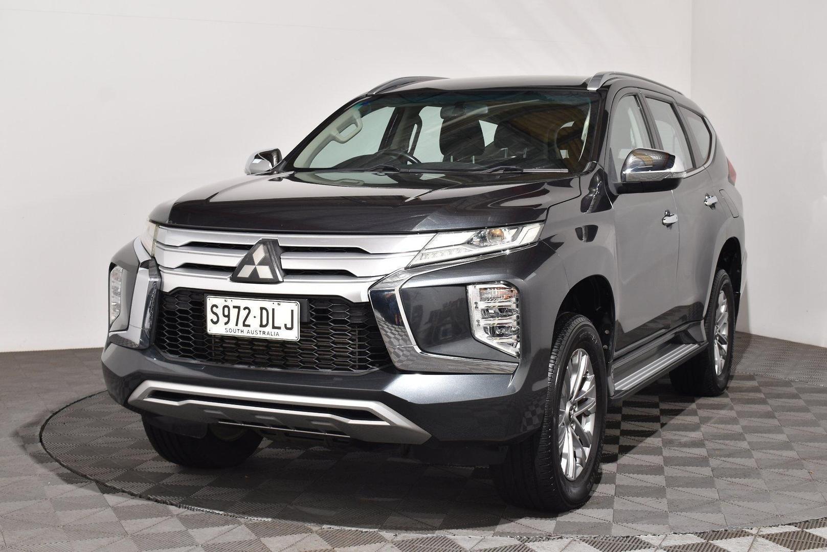 2020 Mitsubishi Pajero Sport GLX — photo 13