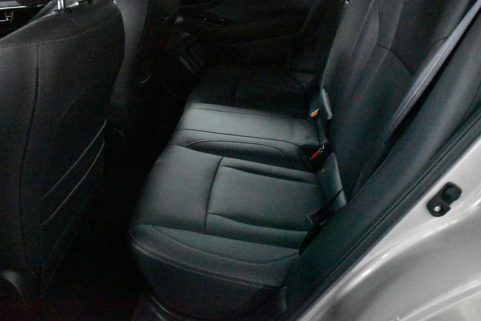 2024 Subaru Outback AWD Touring — photo 8