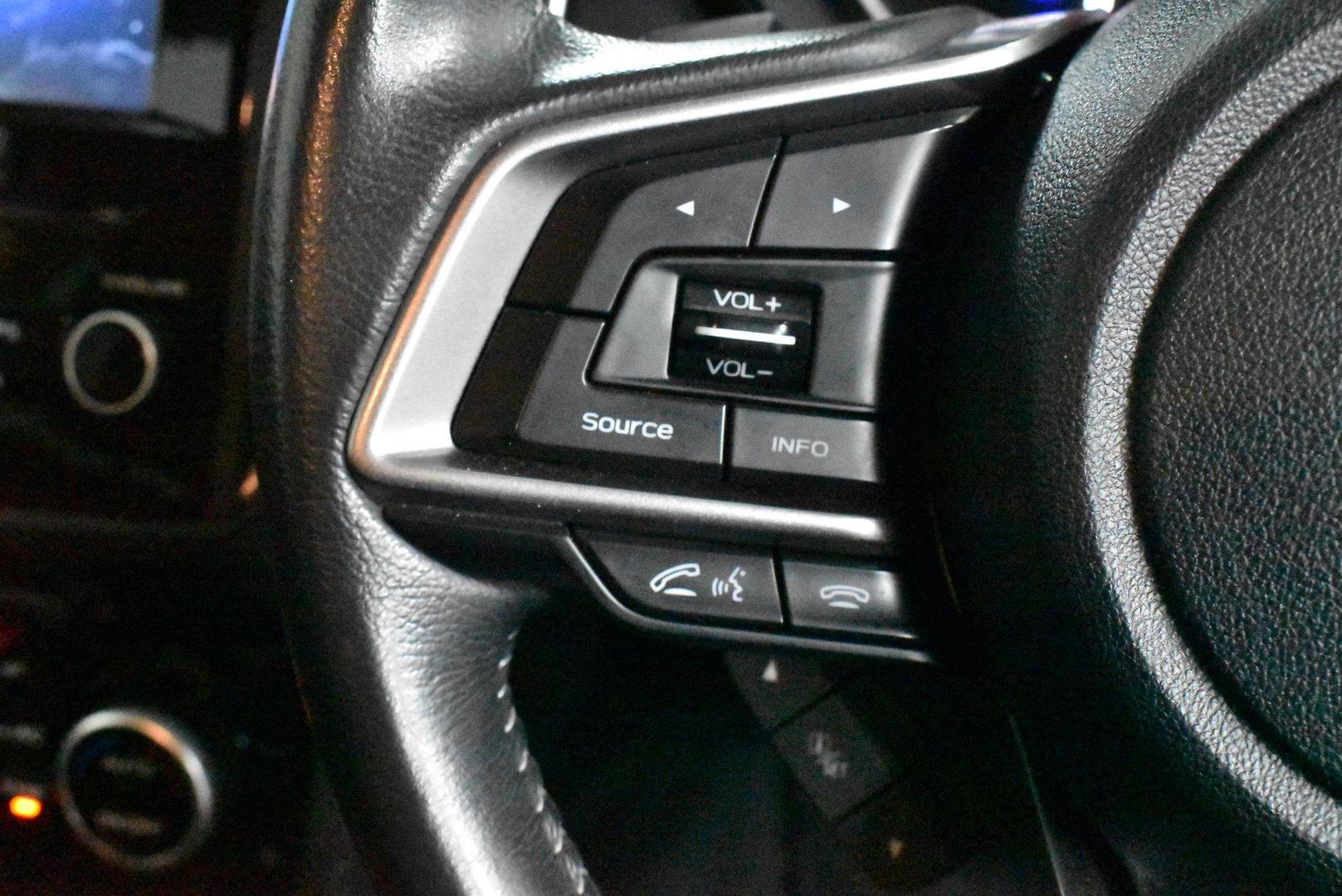 2020 Subaru Forester 25iL — photo 21