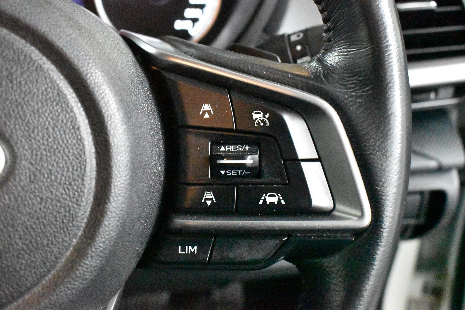 2020 Subaru Forester 25iL — photo 22
