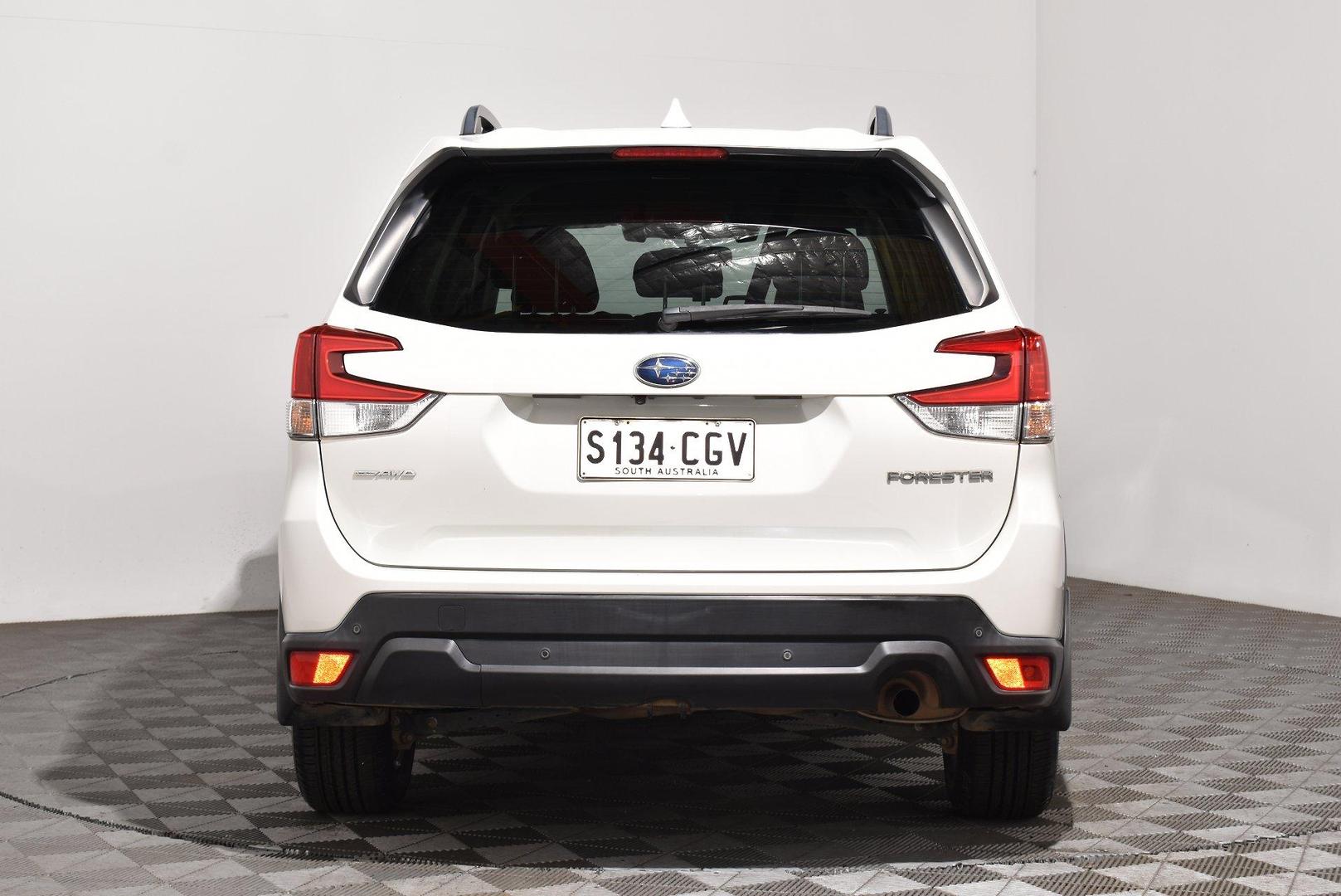 2020 Subaru Forester 25iL — photo 4
