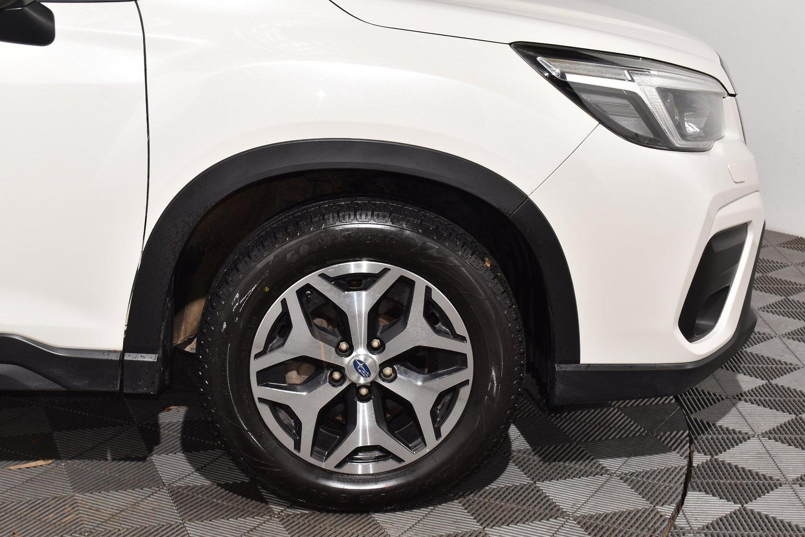 2020 Subaru Forester 25iL — photo 18
