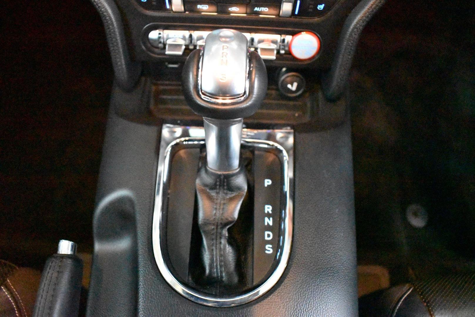 2017 Ford Mustang GT — photo 20