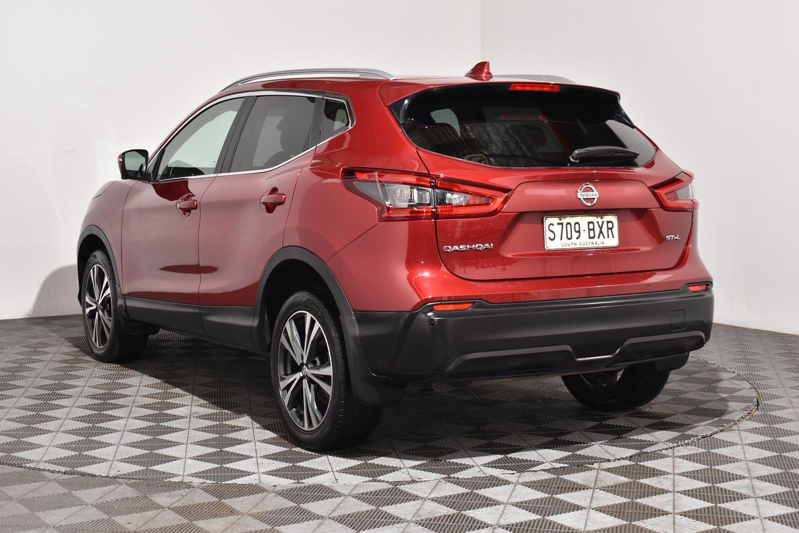 2018 Nissan QASHQAI STL — photo 2