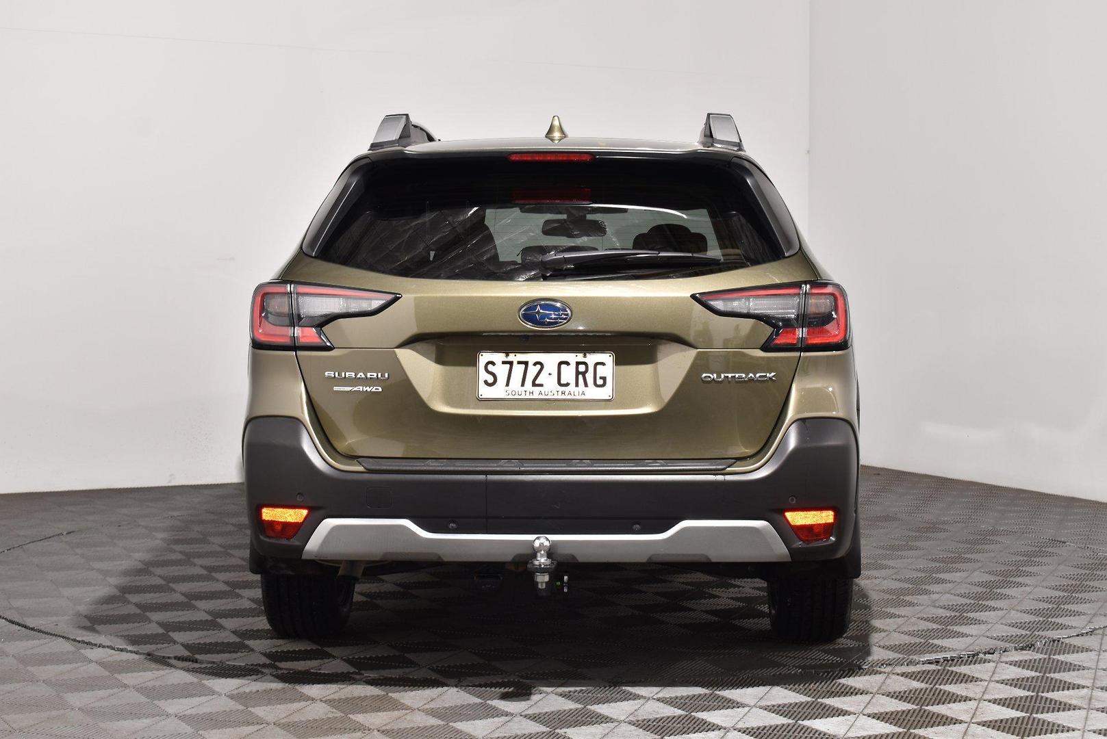 2022 Subaru Outback AWD Touring — photo 4