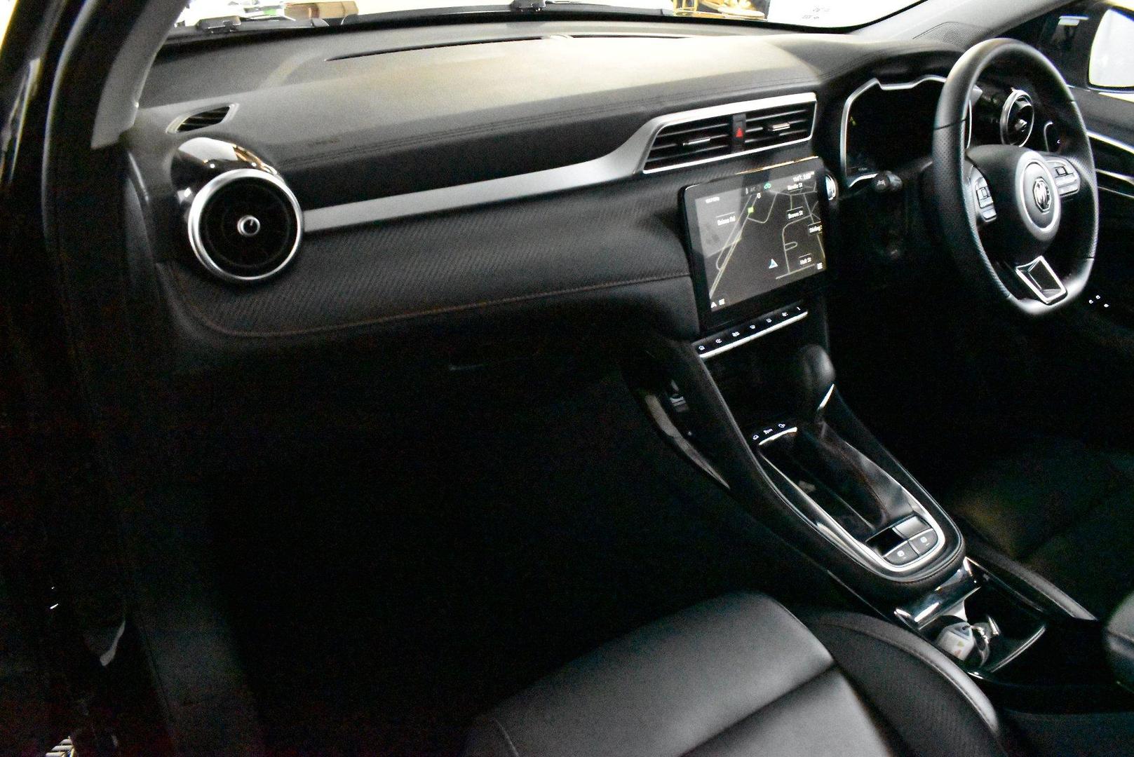 2024 MG ZST Essence — photo 6