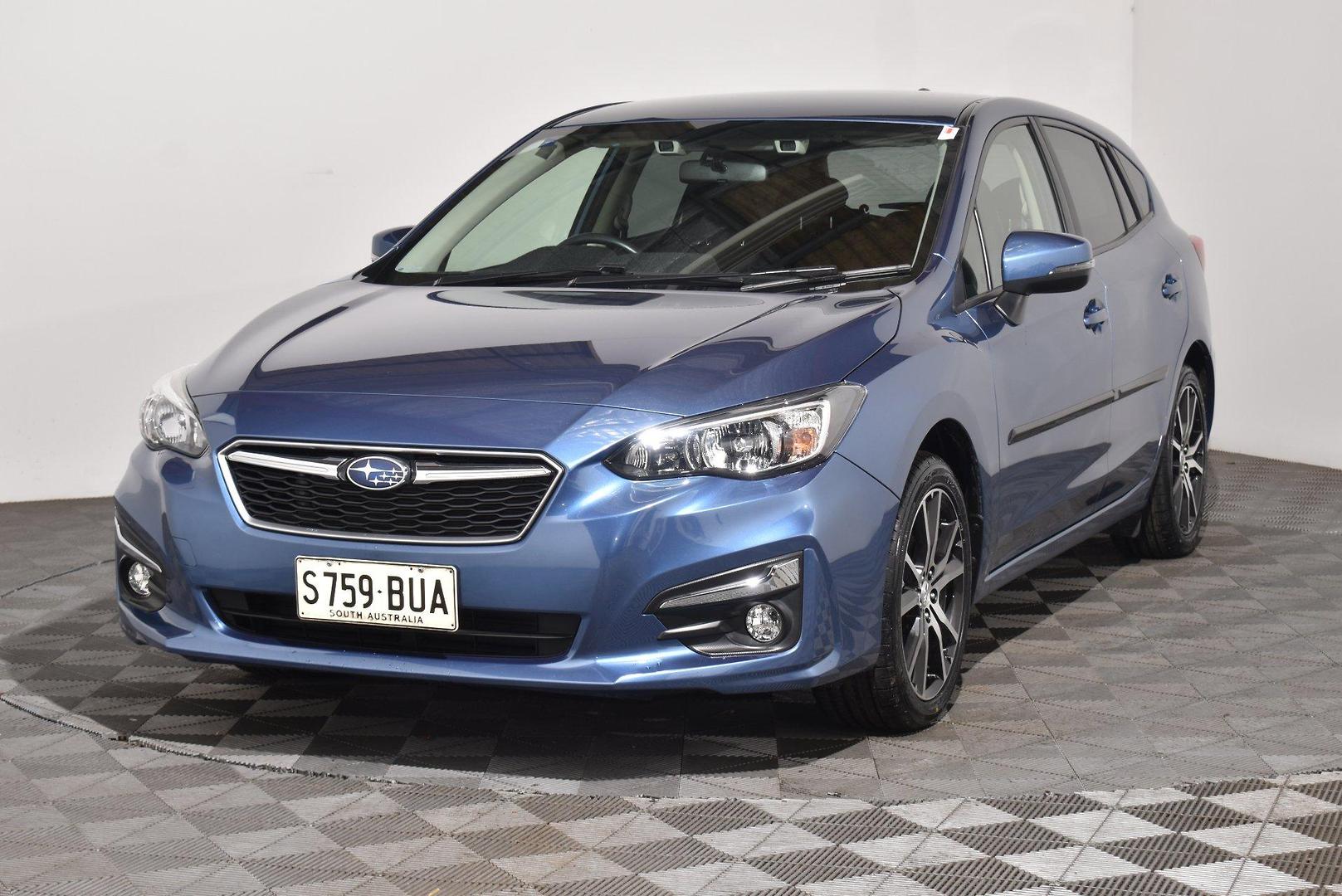 2017 Subaru Impreza 20iL — photo 13