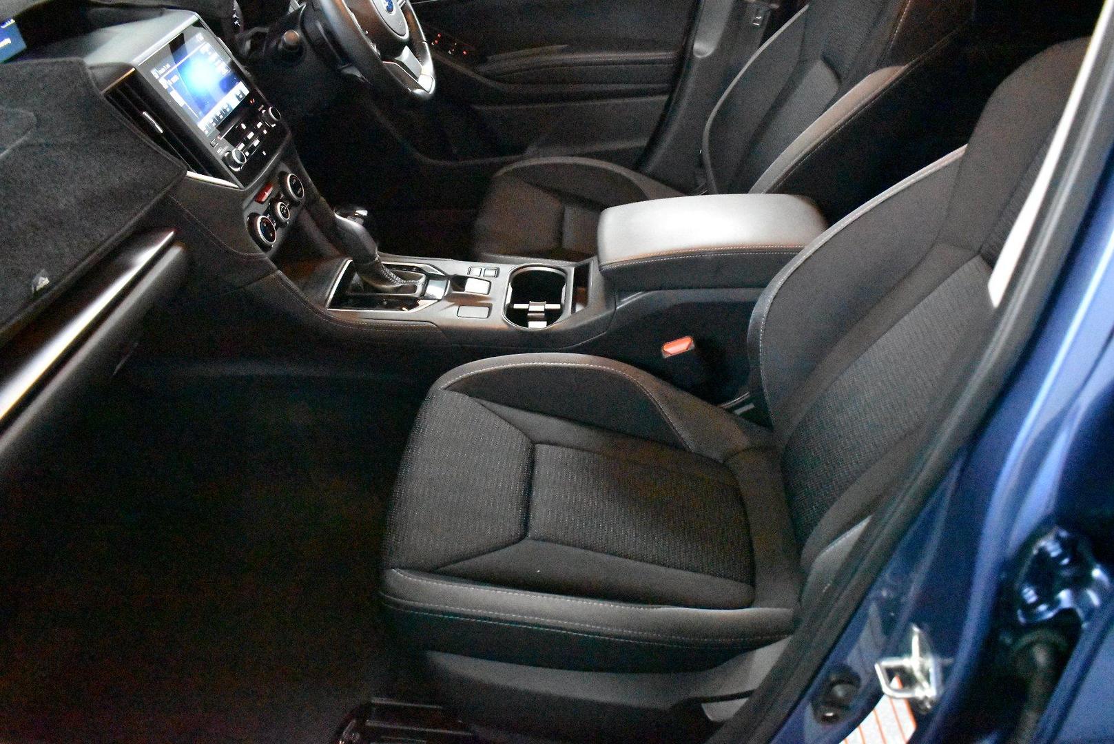 2017 Subaru Impreza 20iL — photo 7