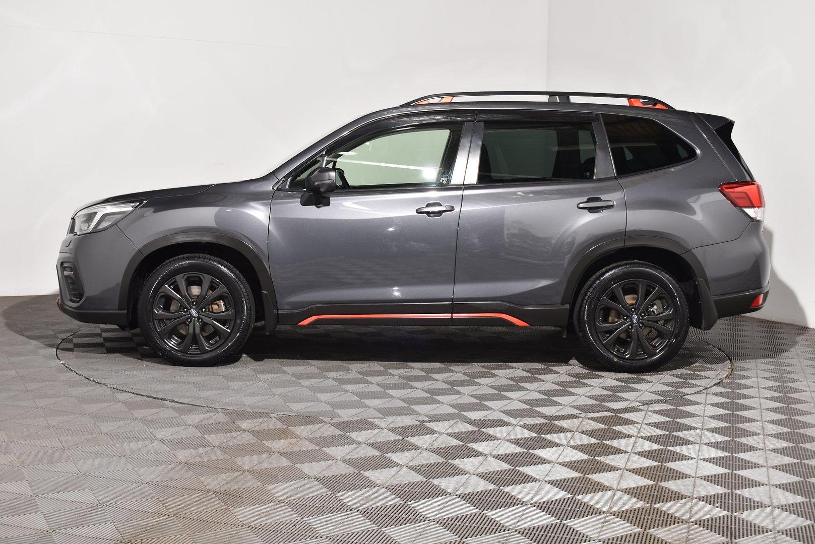 2020 Subaru Forester 25i Sport — photo 11