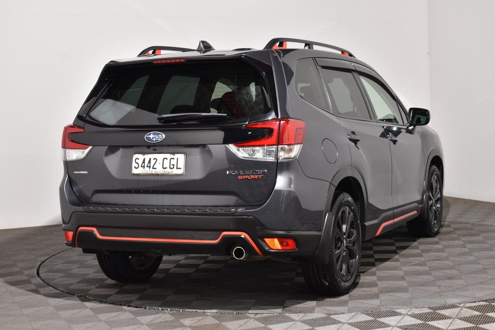 2020 Subaru Forester 25i Sport — photo 14