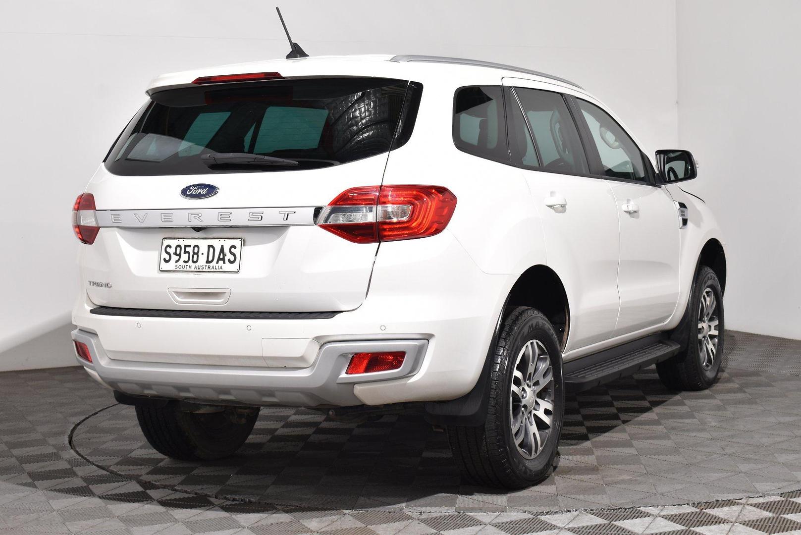 2022 Ford Everest Trend — photo 14