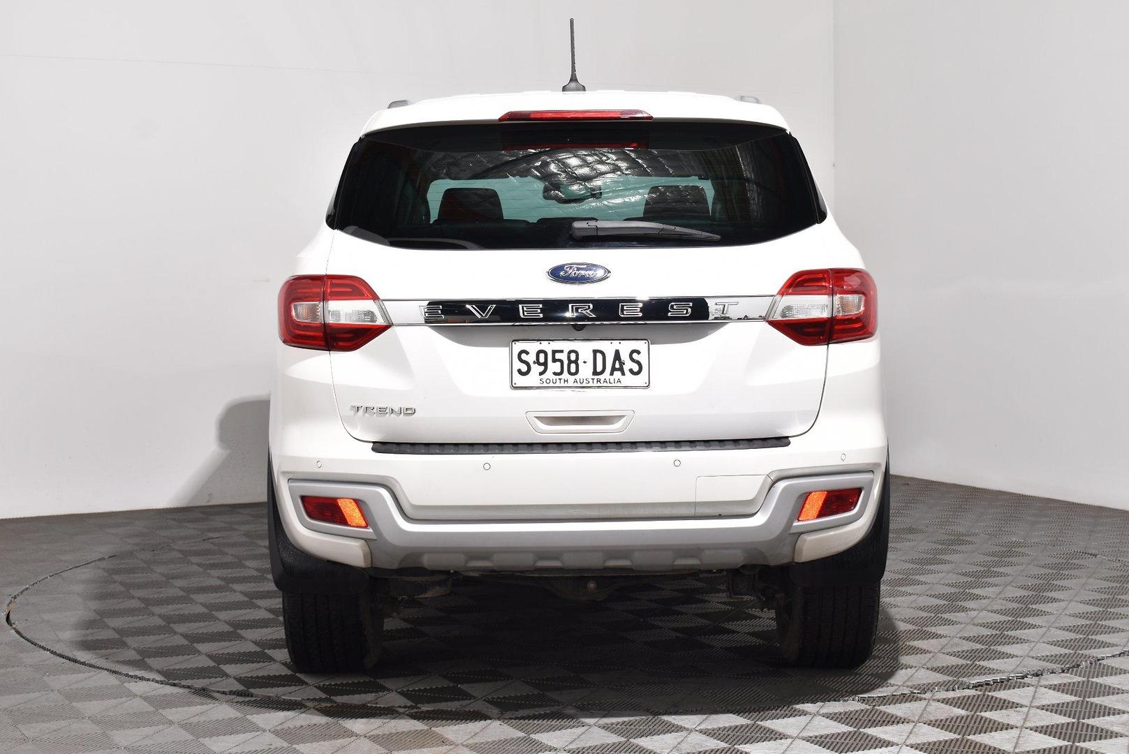 2022 Ford Everest Trend — photo 4