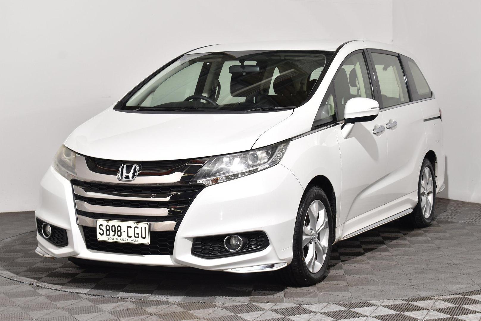 2019 Honda Odyssey VTi — photo 14