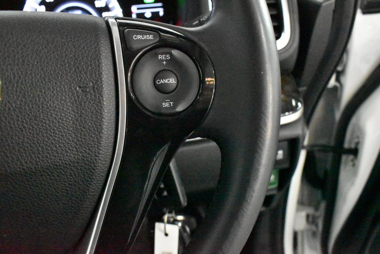 2019 Honda Odyssey VTi — photo 22