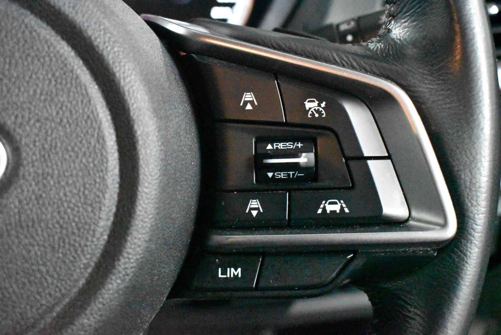 2020 Subaru Forester 25i — photo 22