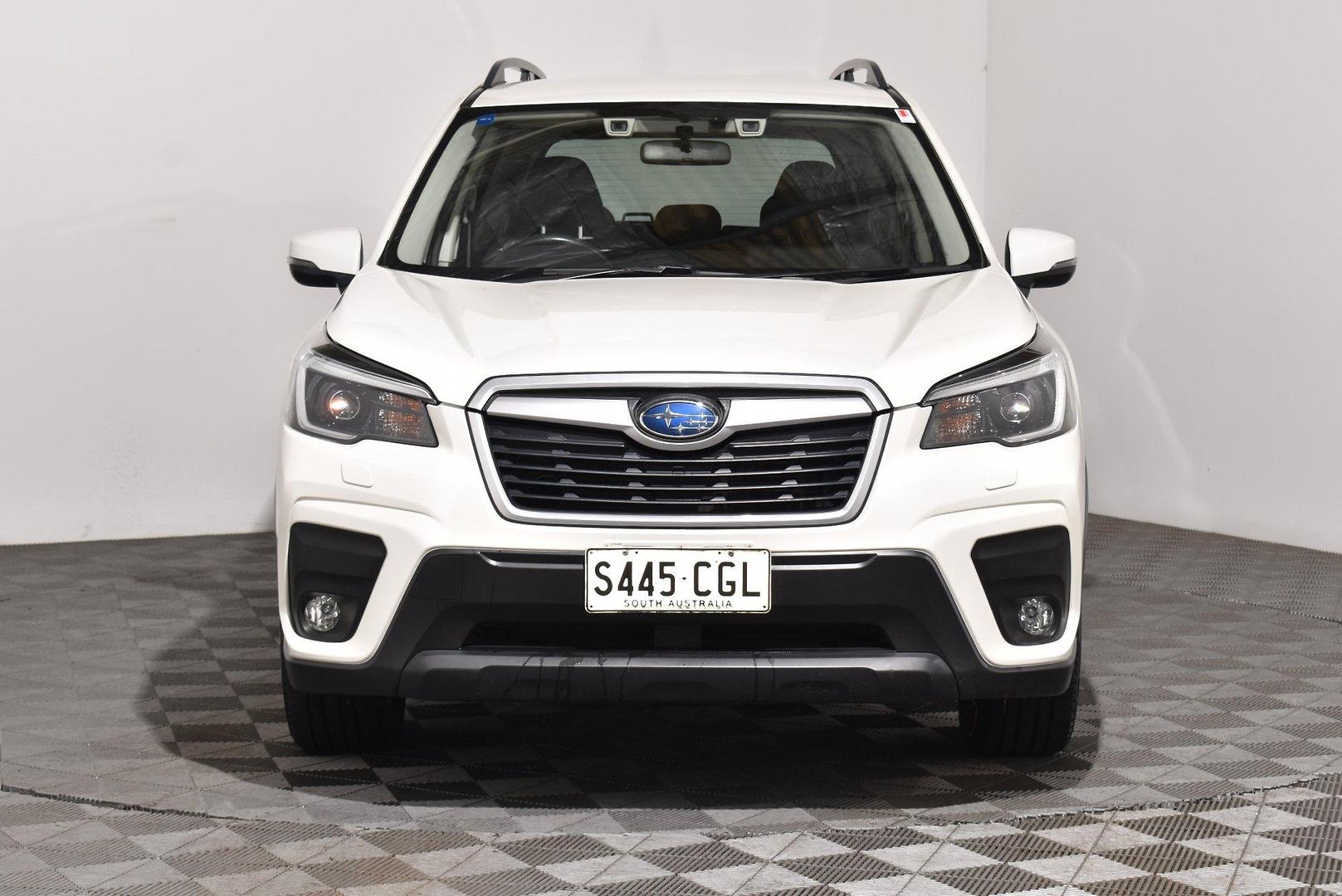 2020 Subaru Forester 25i — photo 3