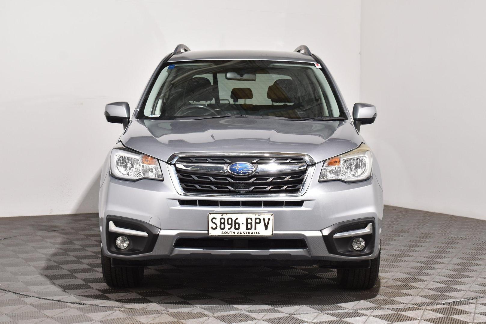 2017 Subaru Forester 25iL — photo 3