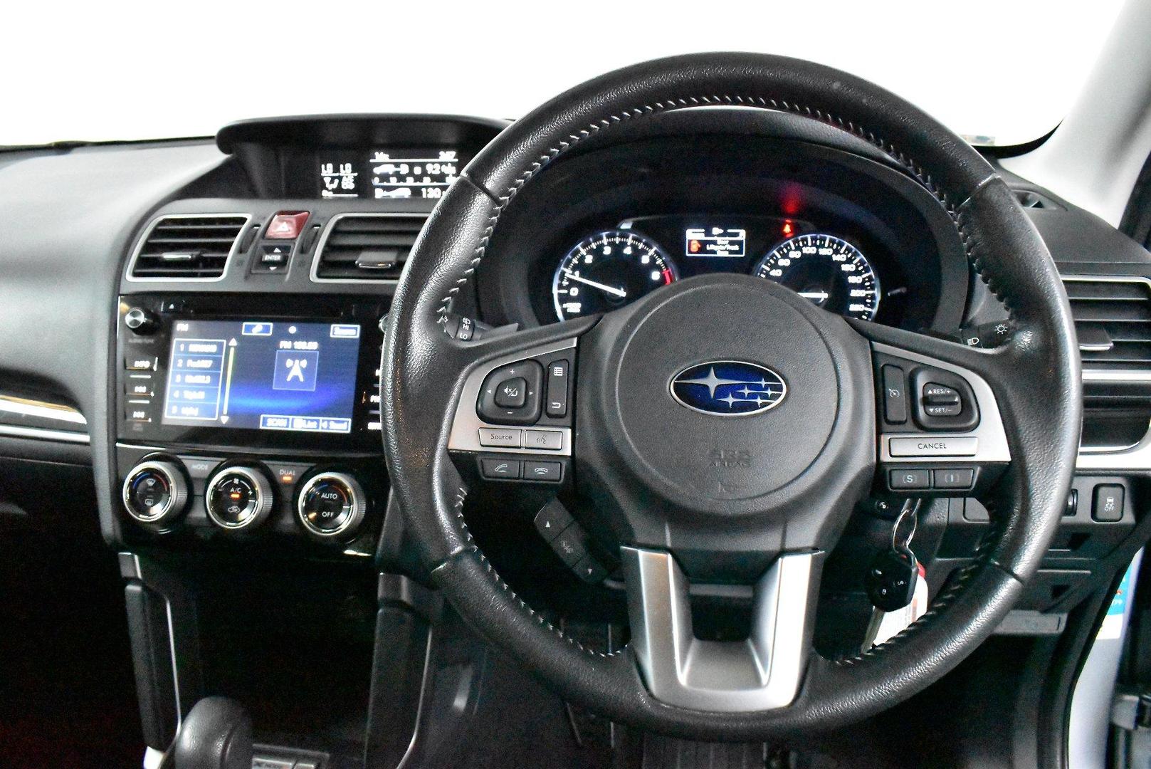 2017 Subaru Forester 25iL — photo 5