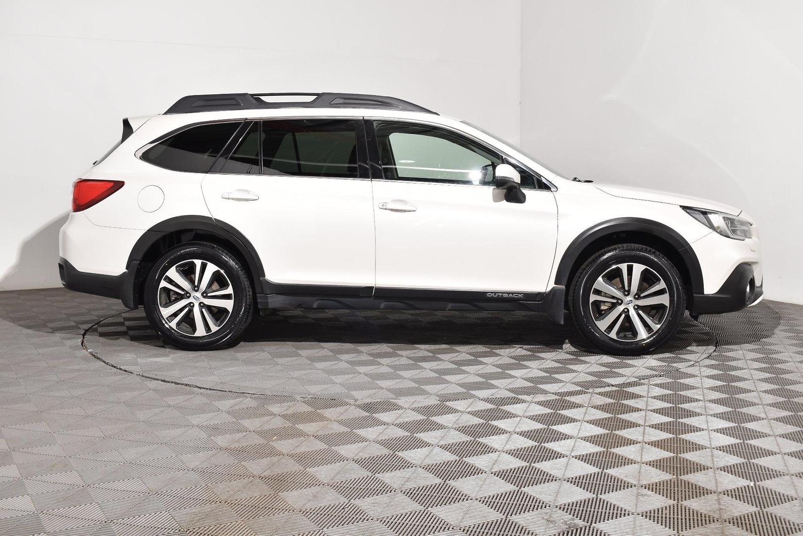 2018 Subaru Outback 25i Premium — photo 10