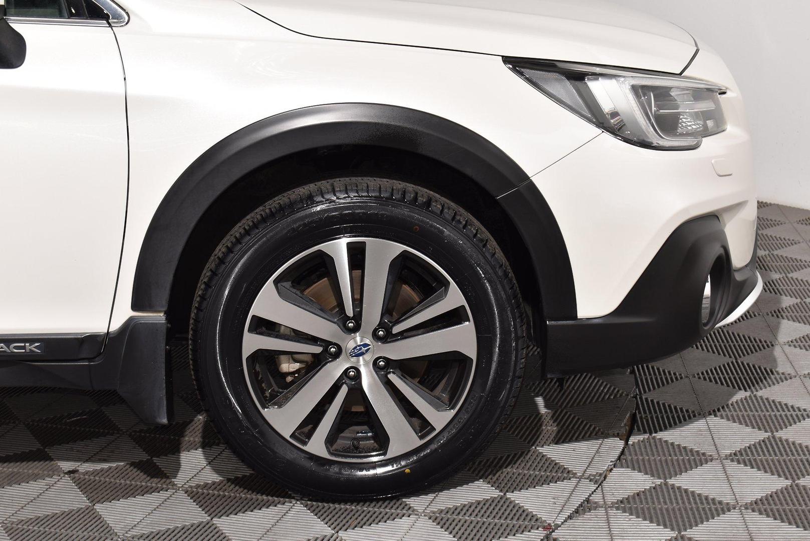 2018 Subaru Outback 25i Premium — photo 18