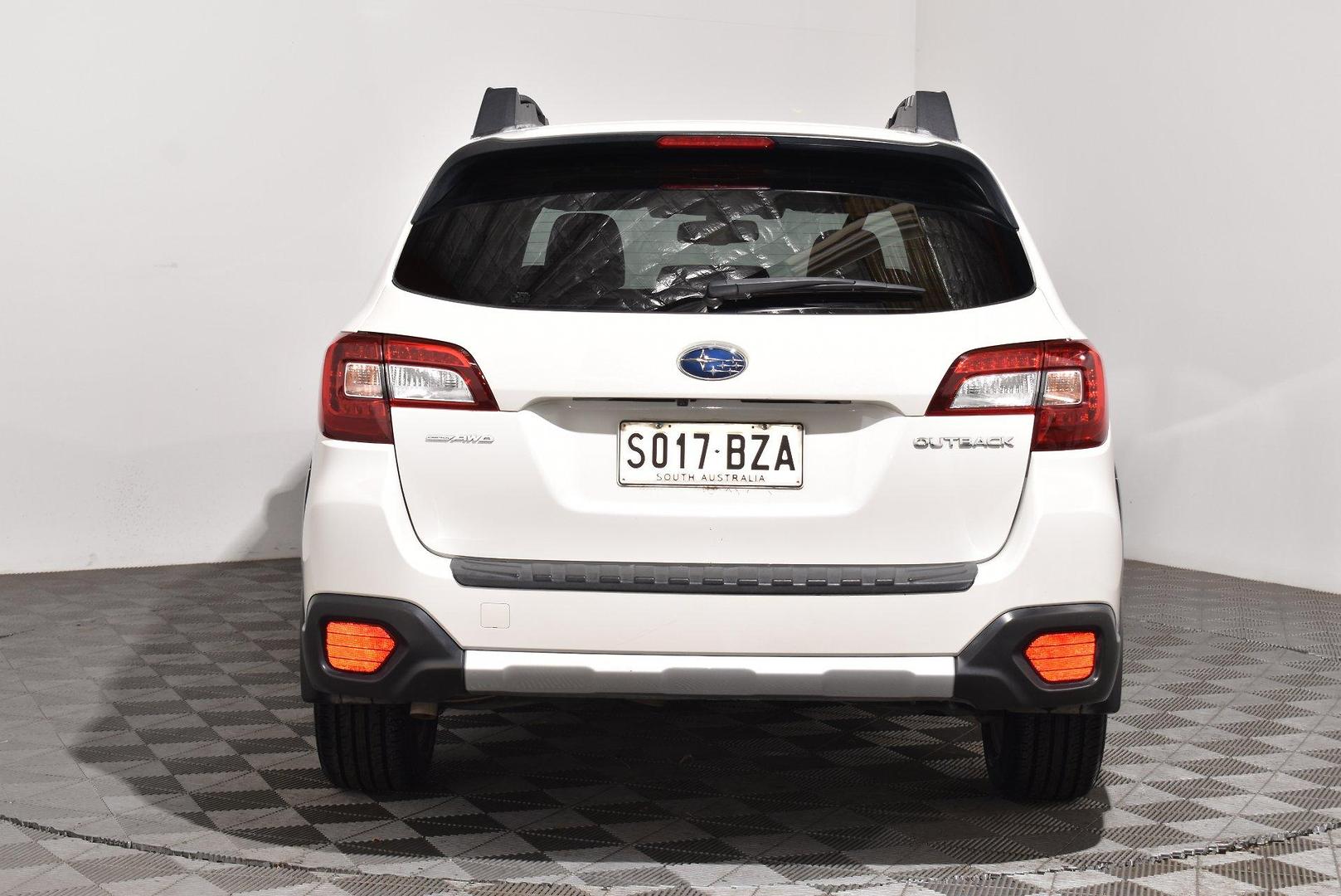 2018 Subaru Outback 25i Premium — photo 4