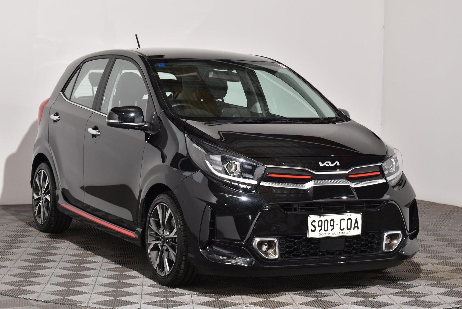 2021 Kia Picanto GTLine — photo 1