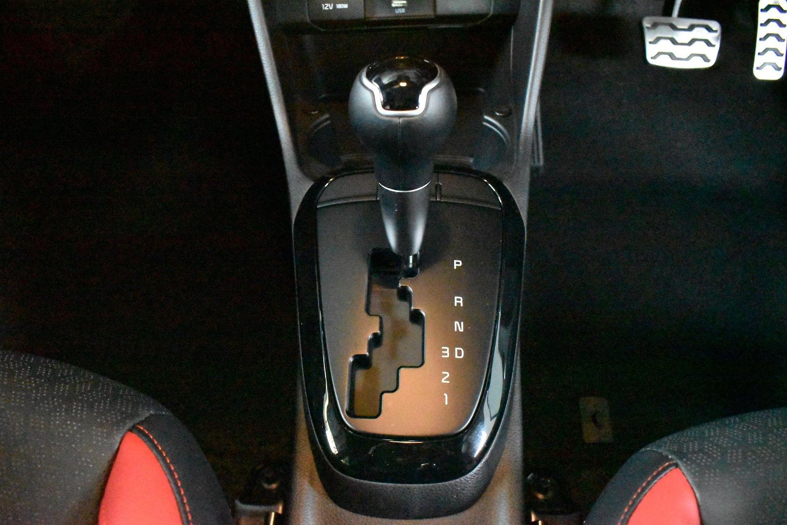 2021 Kia Picanto GTLine — photo 20