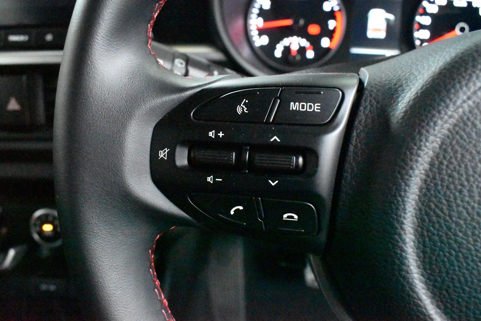 2021 Kia Picanto GTLine — photo 21