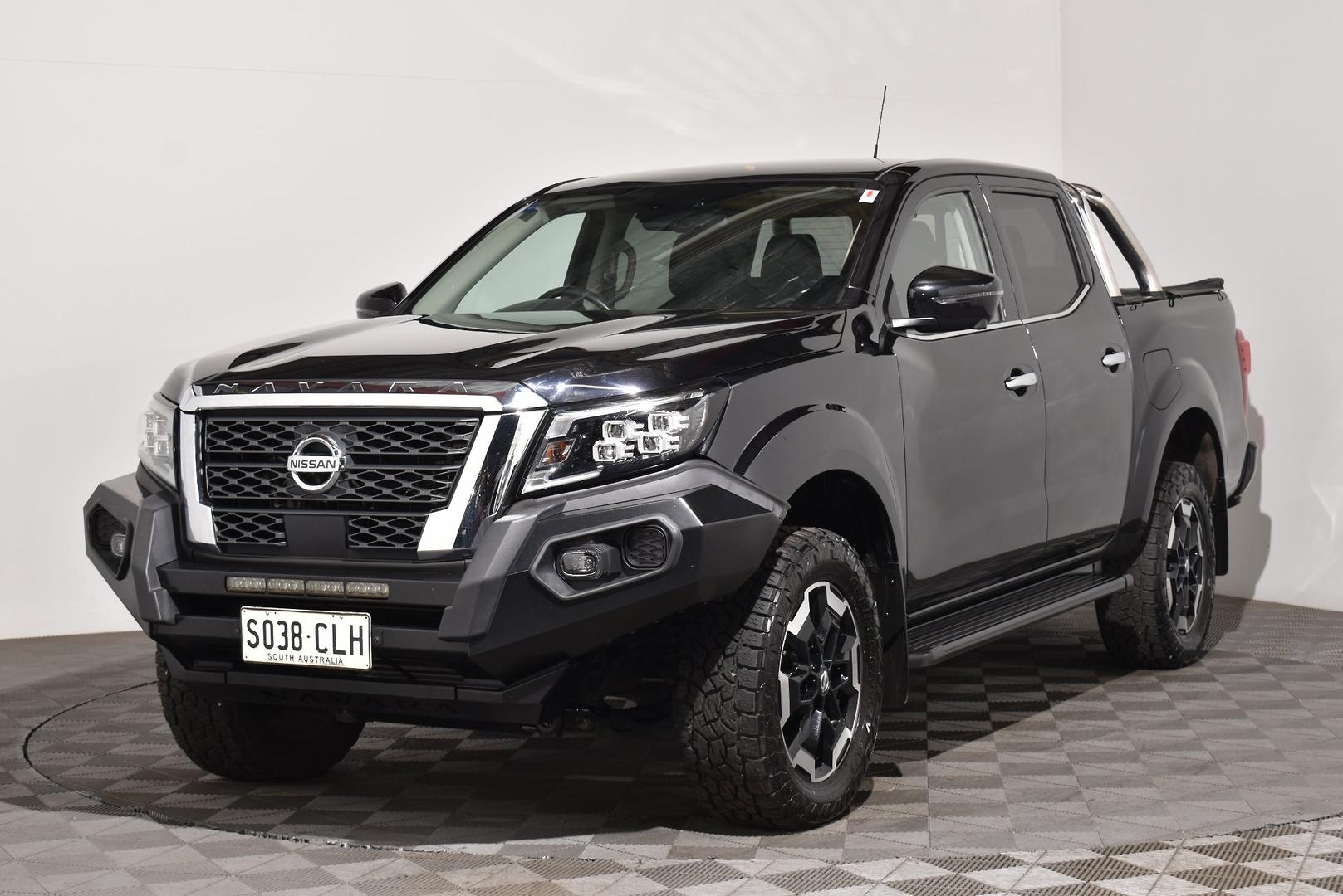 2021 Nissan Navara STX — photo 13
