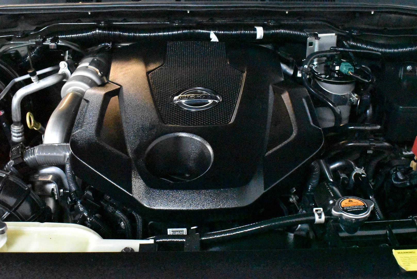 2021 Nissan Navara STX — photo 17