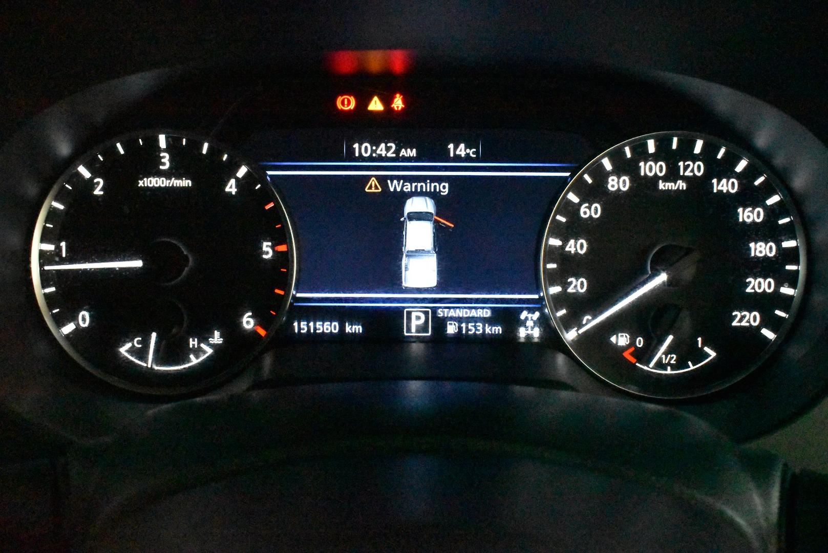2021 Nissan Navara STX — photo 24