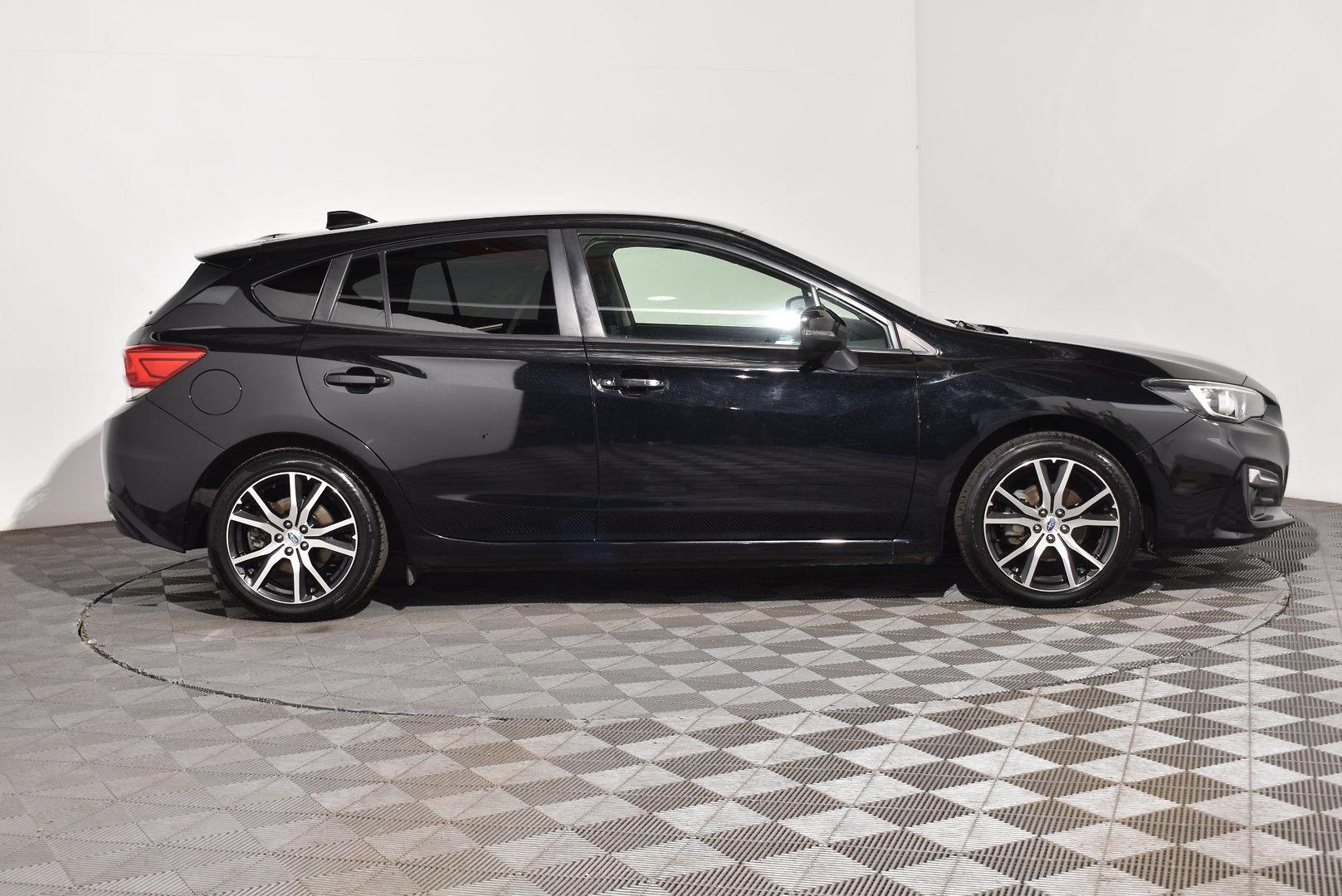 2019 Subaru Impreza 20iL — photo 10