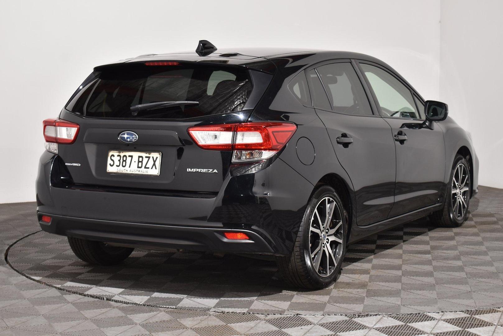 2019 Subaru Impreza 20iL — photo 14