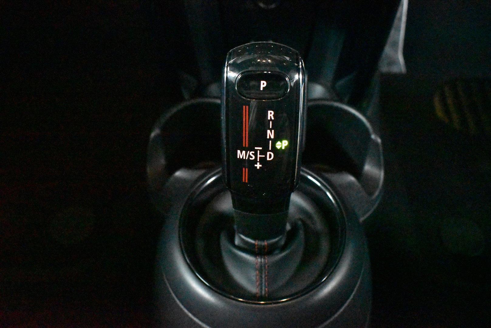 2018 MINI Hatch John Cooper Works — photo 20