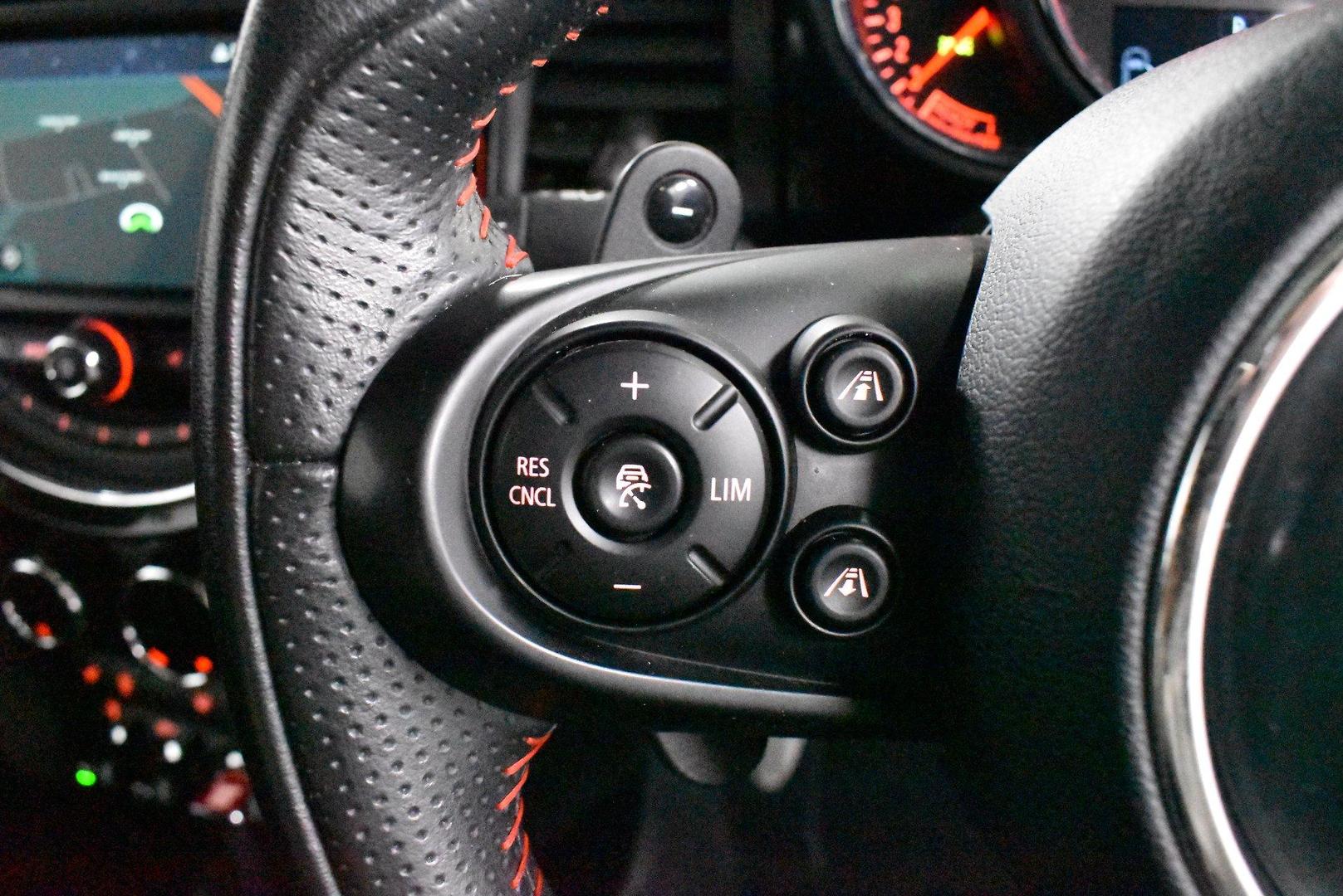 2018 MINI Hatch John Cooper Works — photo 21