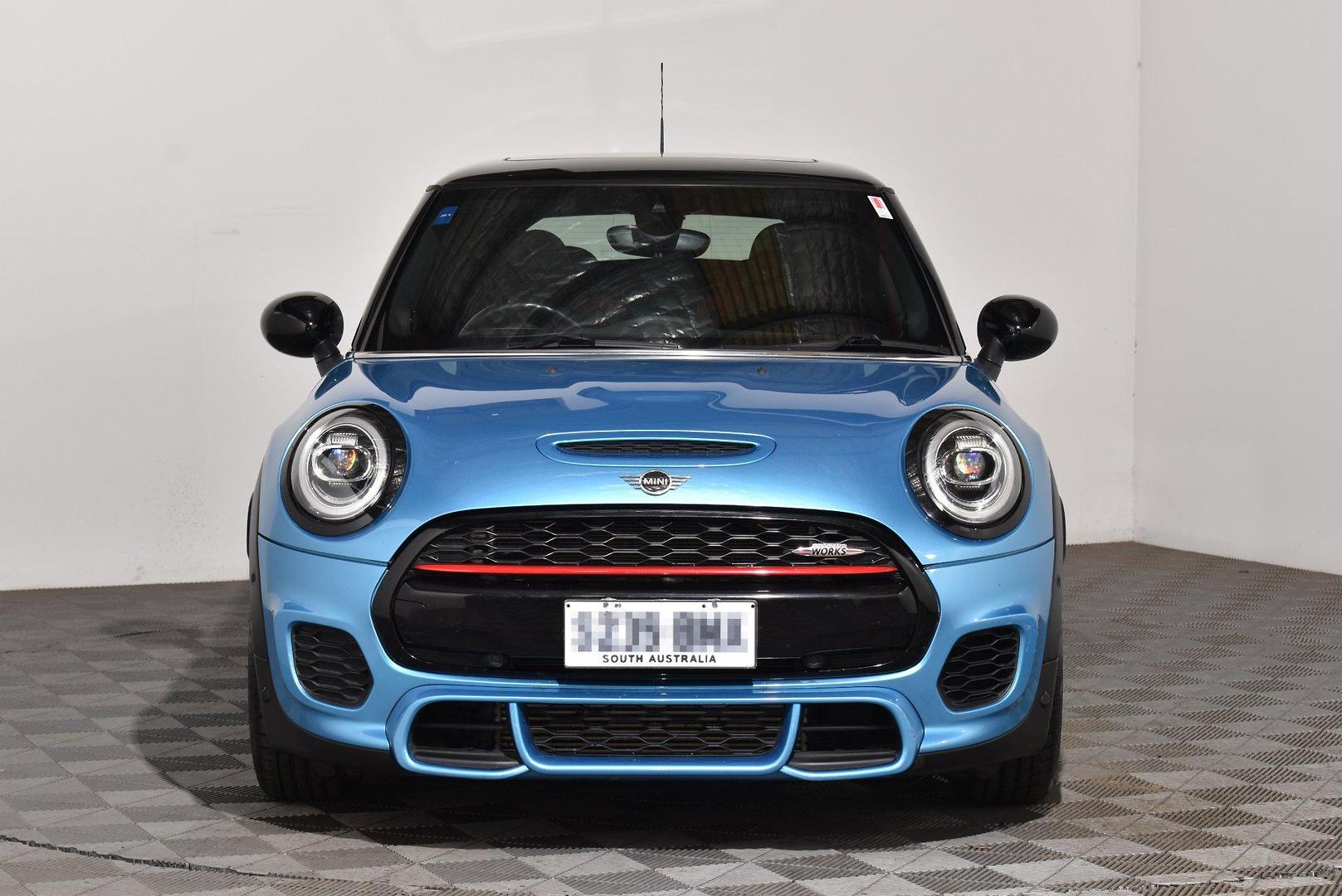 2018 MINI Hatch John Cooper Works — photo 3