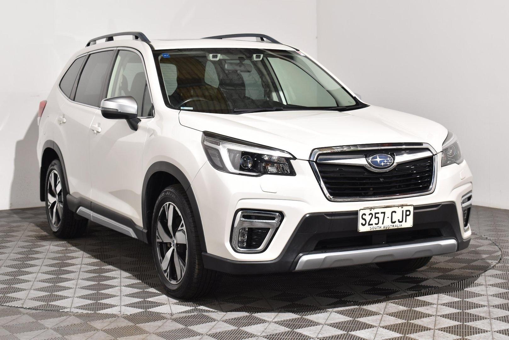 2020 Subaru Forester 25iS — photo 1