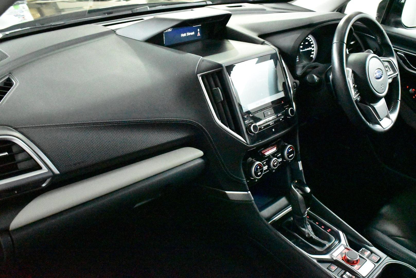 2021 Subaru Forester 25iS — photo 6
