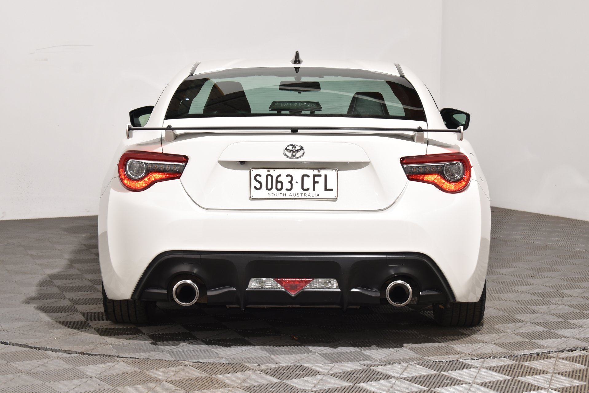 2017 Toyota 86 GTS — photo 4