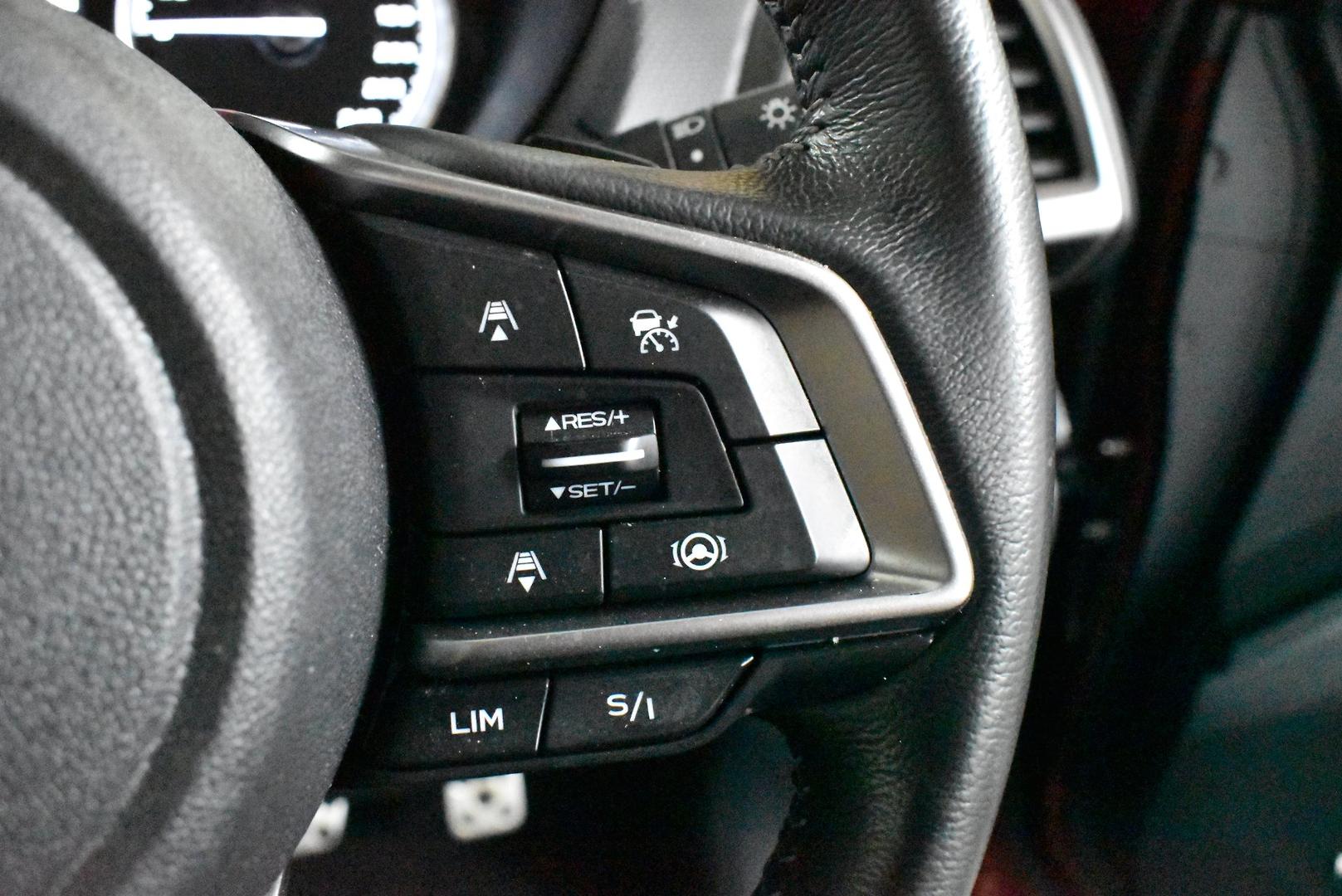 2022 Subaru Forester 25iS — photo 22