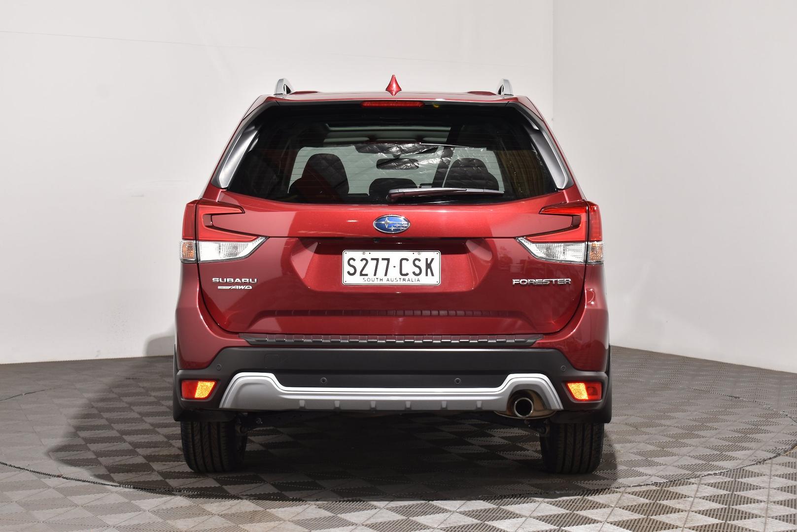 2022 Subaru Forester 25iS — photo 4