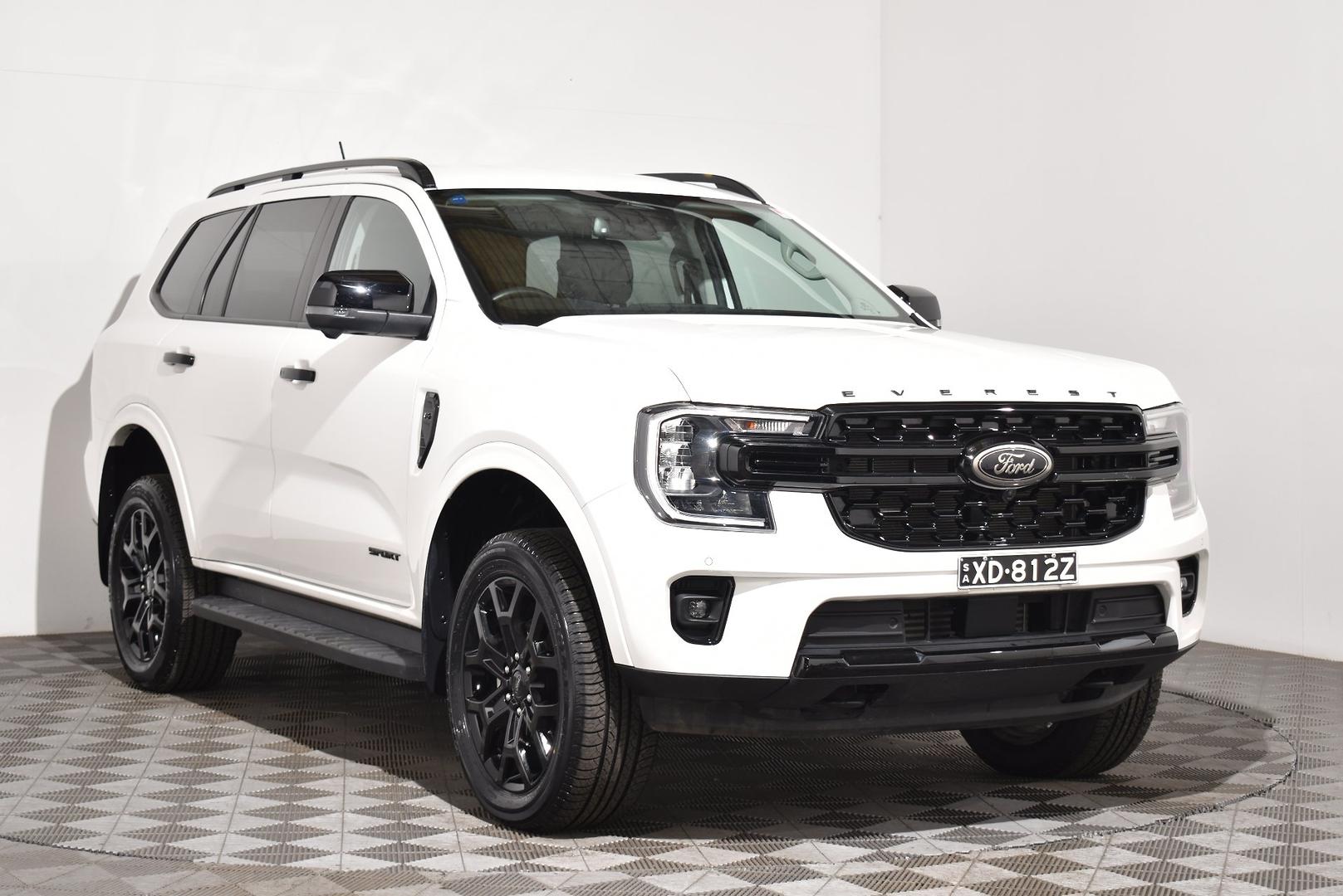 2023 Ford Everest Sport — photo 1