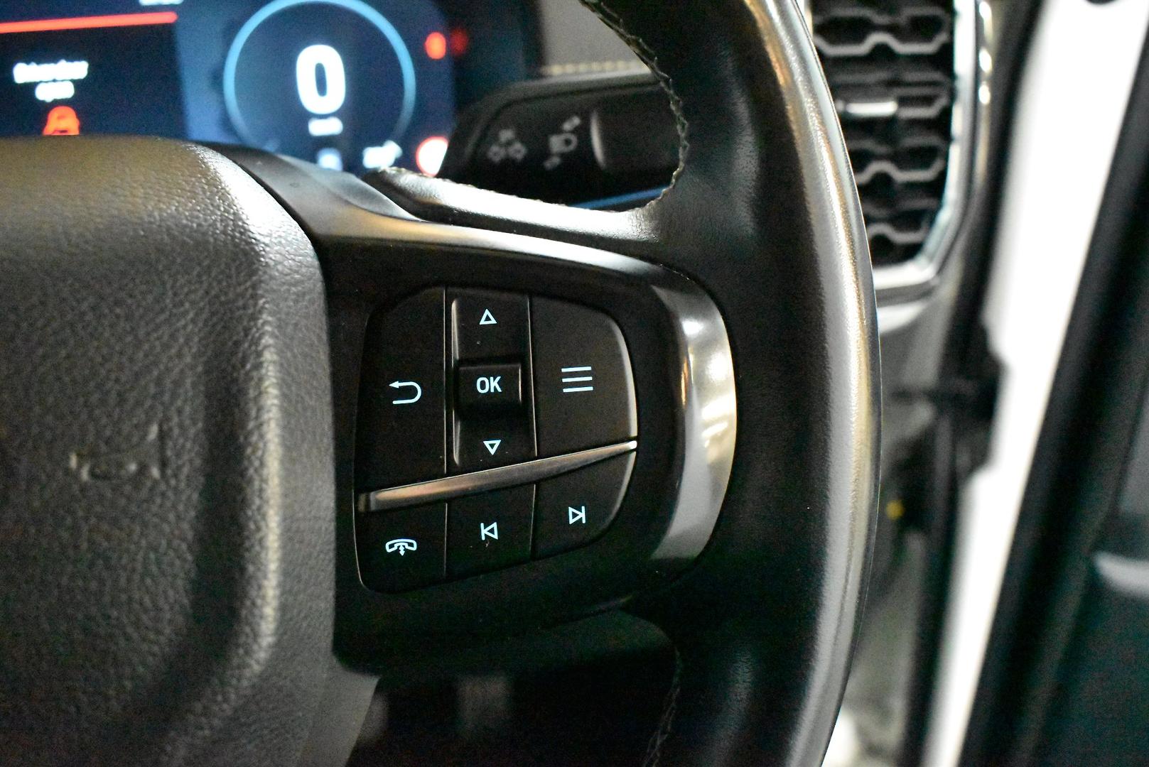 2024 Ford Everest Platinum — photo 22