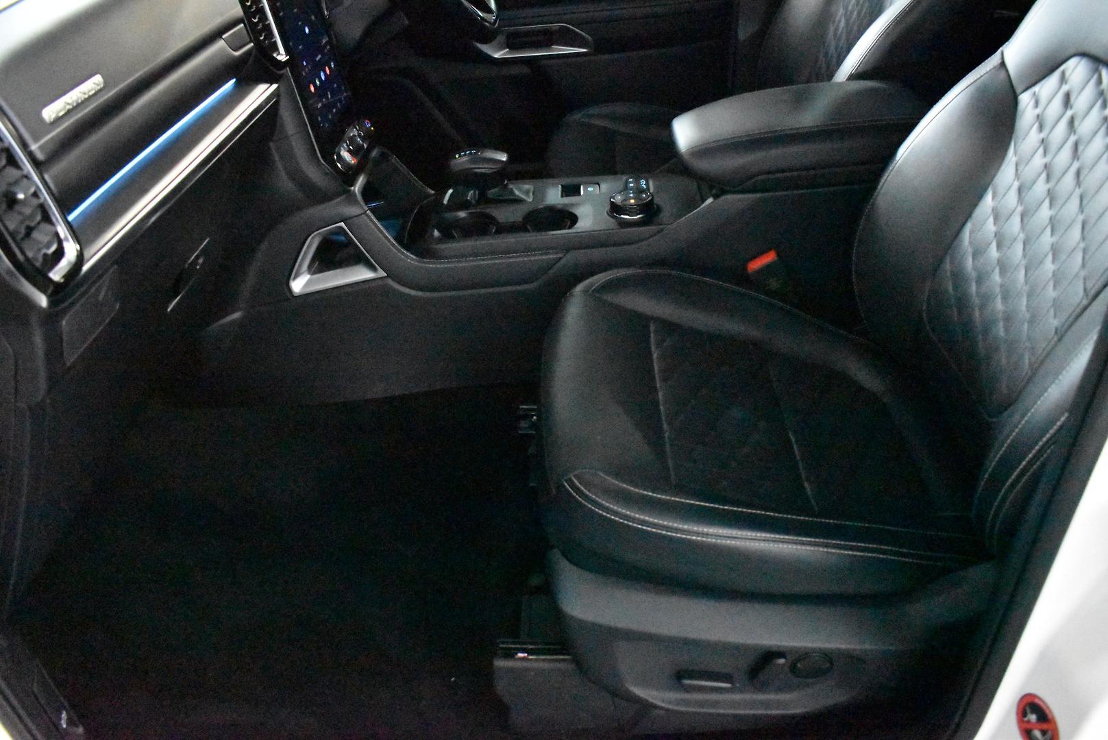 2024 Ford Everest Platinum — photo 7