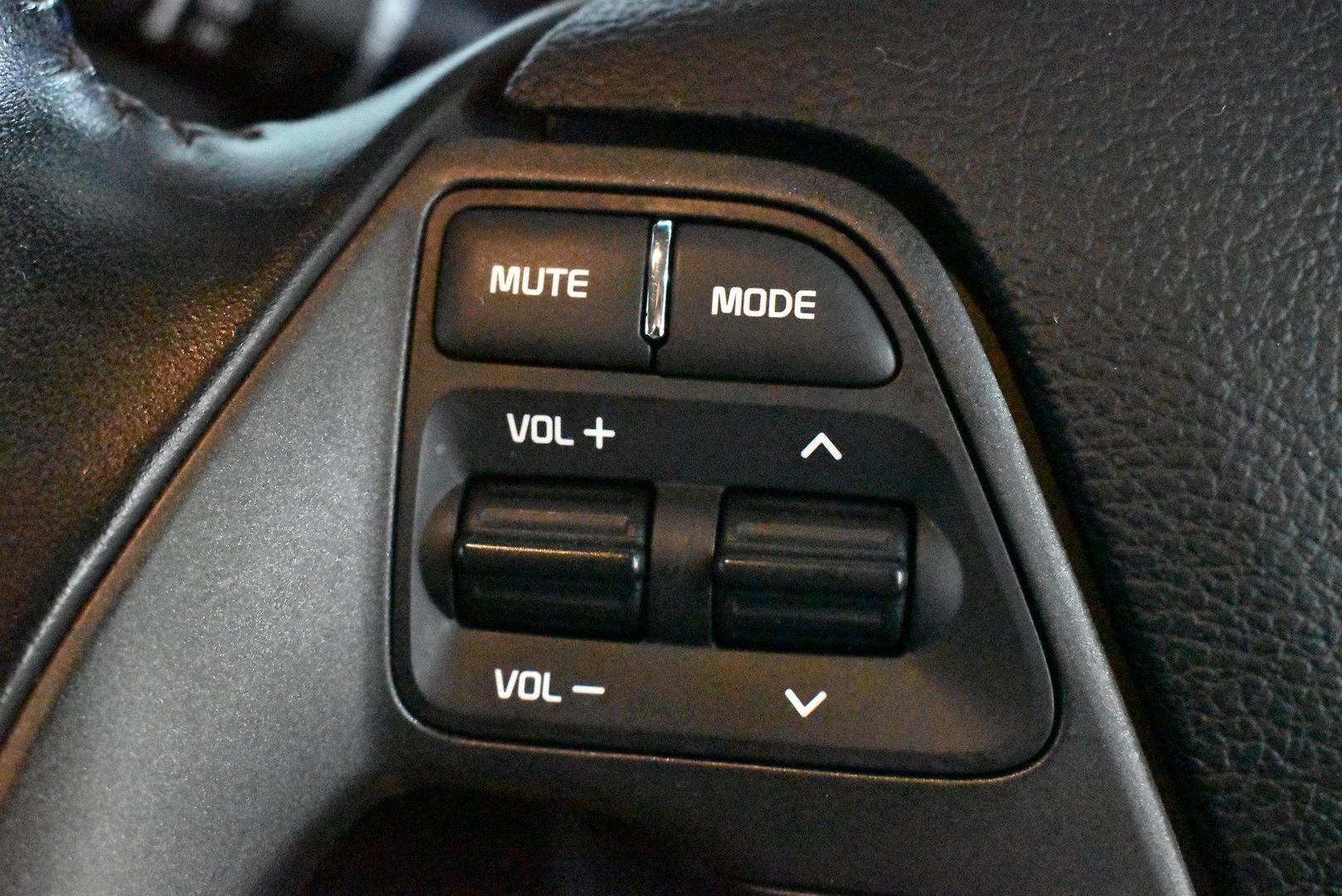 2013 Kia Cerato Si — photo 21